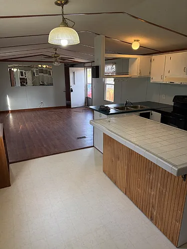 77 Fletcher Way Photo 1