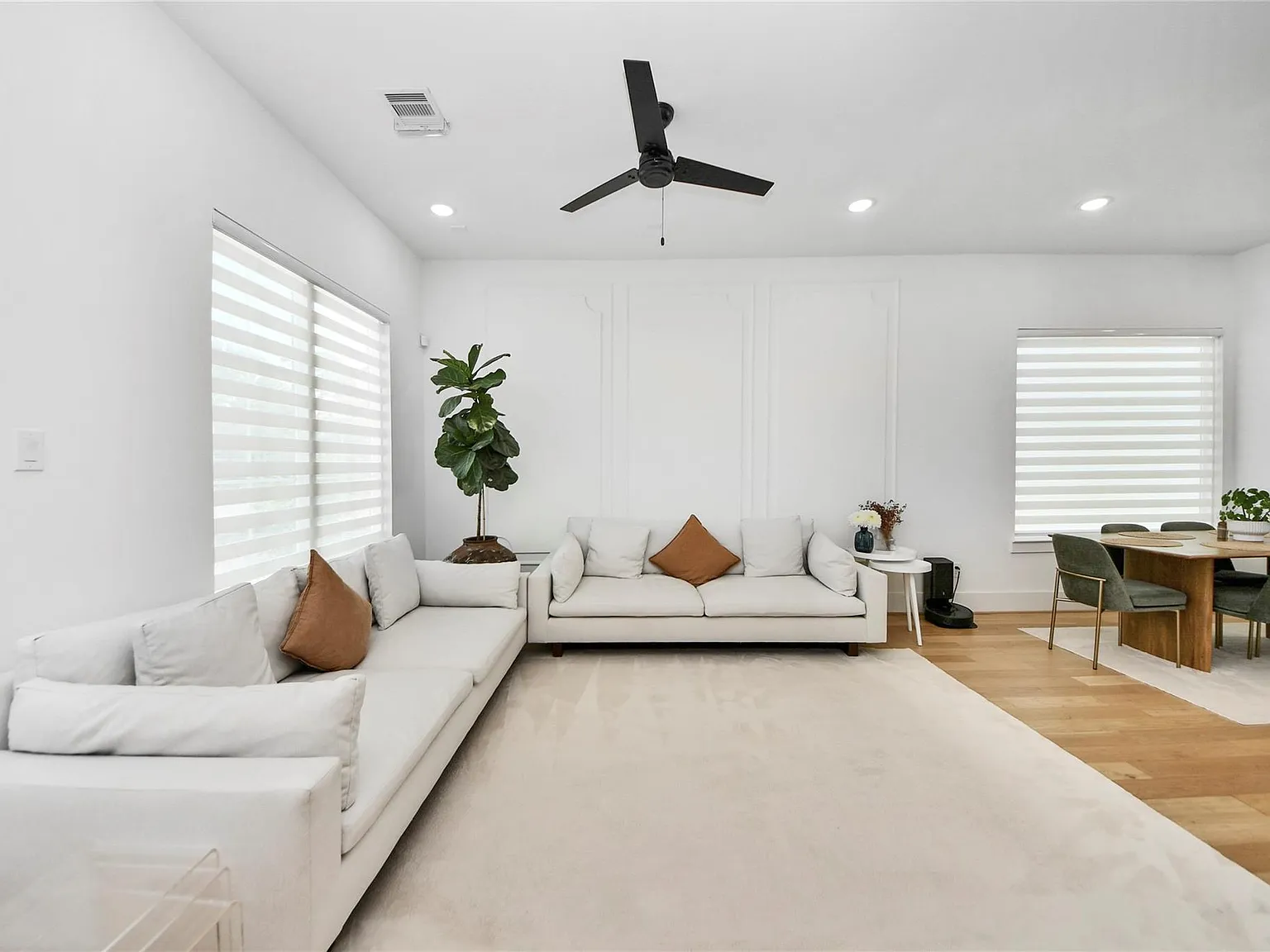 3 bed, 3.5 bath, 1808 sqft, $2,950 — Photo 2