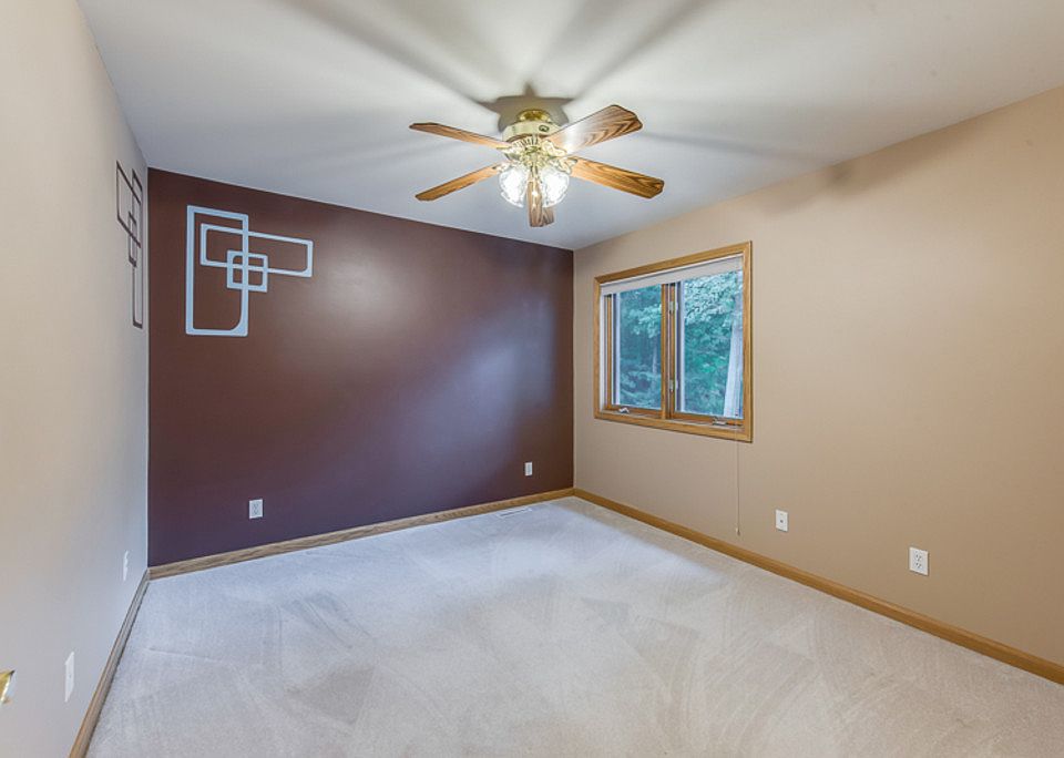 2nd image of 5313 Stone Ridge Dr