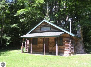 9690 80th Ave, Evart, MI 49631