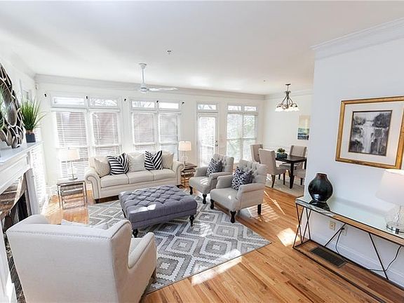 2nd image of 2136 Briarwood Blf