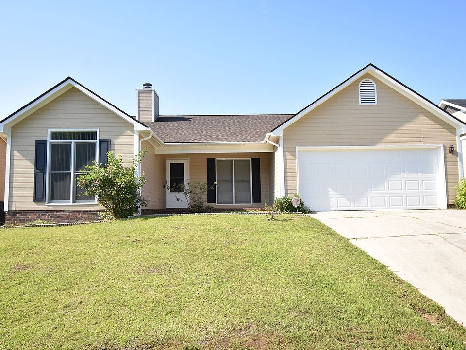1st image of 322 Porterfield Ct