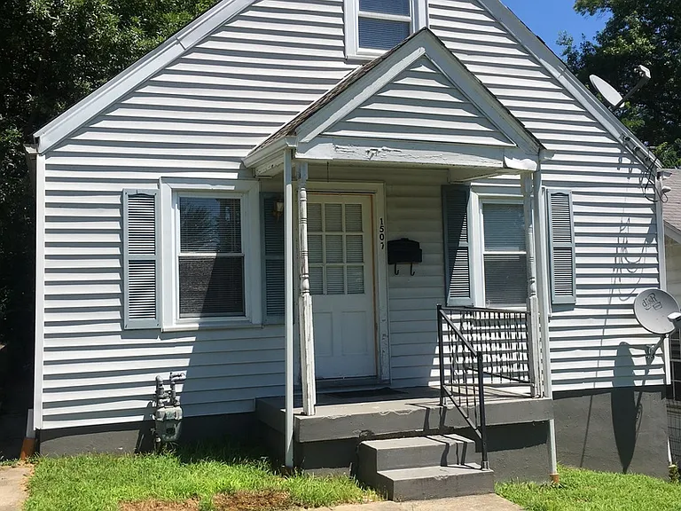 1507 Arling Ave — Photo 8