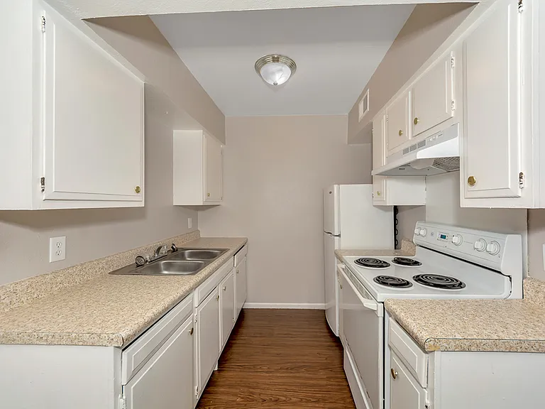 Troup Townhomes — Photo 30