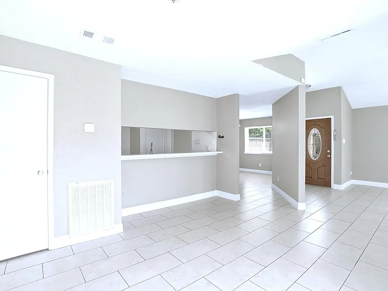 7502 Addicks Clodine Rd — Photo 15