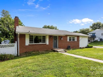 72 Boydston St, Canton, NC, 28716