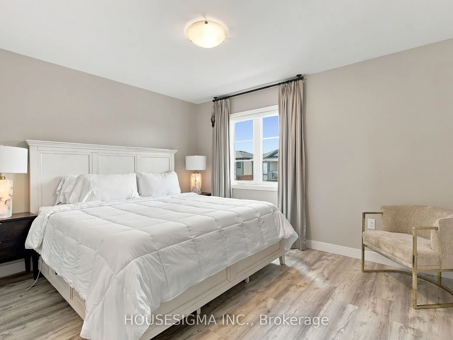 3 bed, $2,600 — Photo 3