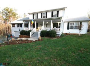 2824 Garth Rd, Charlottesville, VA 22901