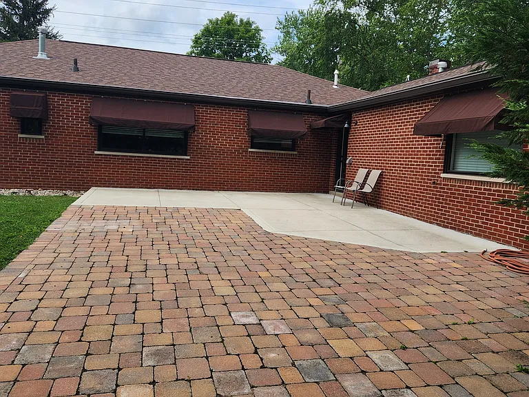 Huge patio combination pavers and concrete