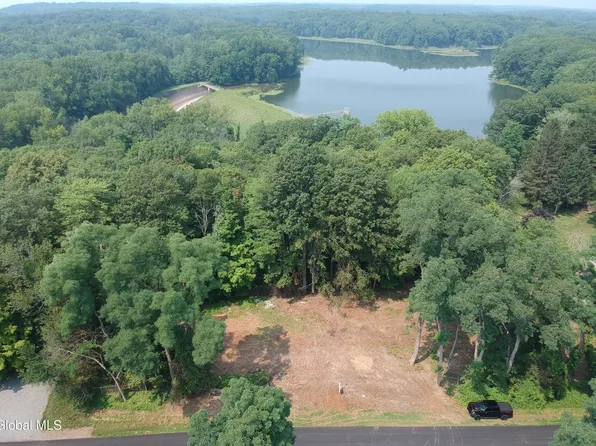 1737 Crescent Road, Rexford, NY 12148