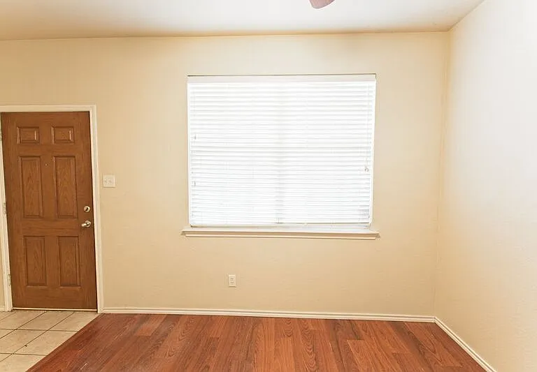 4009 Hidden Meadow Ct — Photo 7