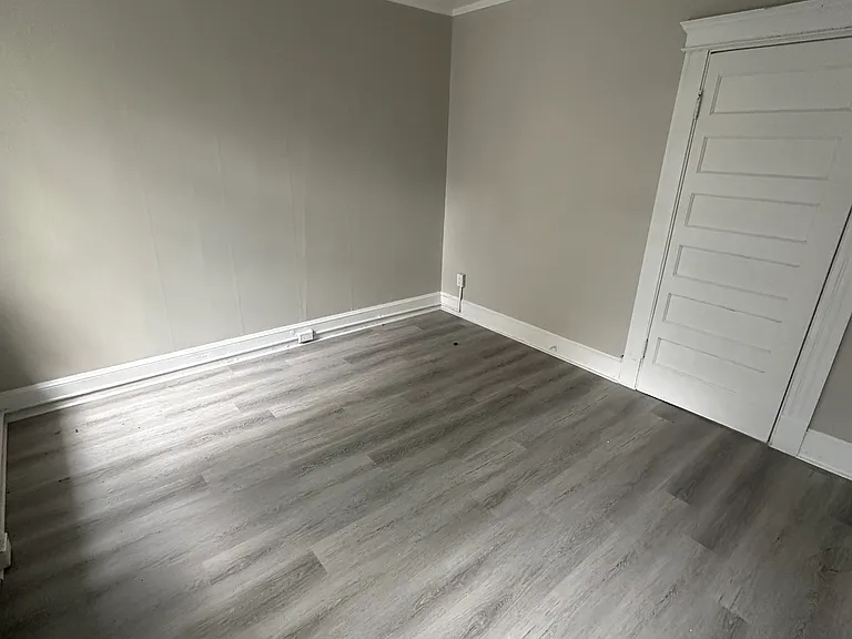 191 Buckingham St #2 — Photo 11