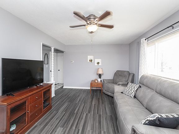 2nd image of 15682 Paulding Blvd