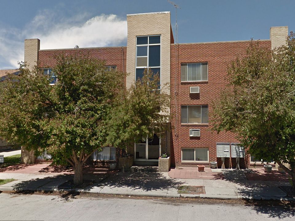 1st image of 306 E 18th St #1-22-1