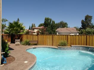2701 Genesee Dr, Rocklin, CA 95765