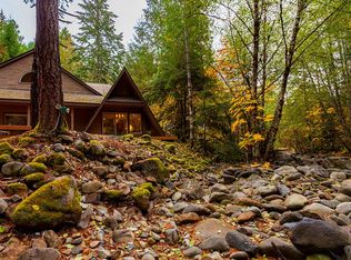 137 Coal Creek Rd, Packwood, WA 98361