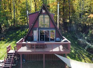 89 Pine Ln, Lanesville, NY 12450