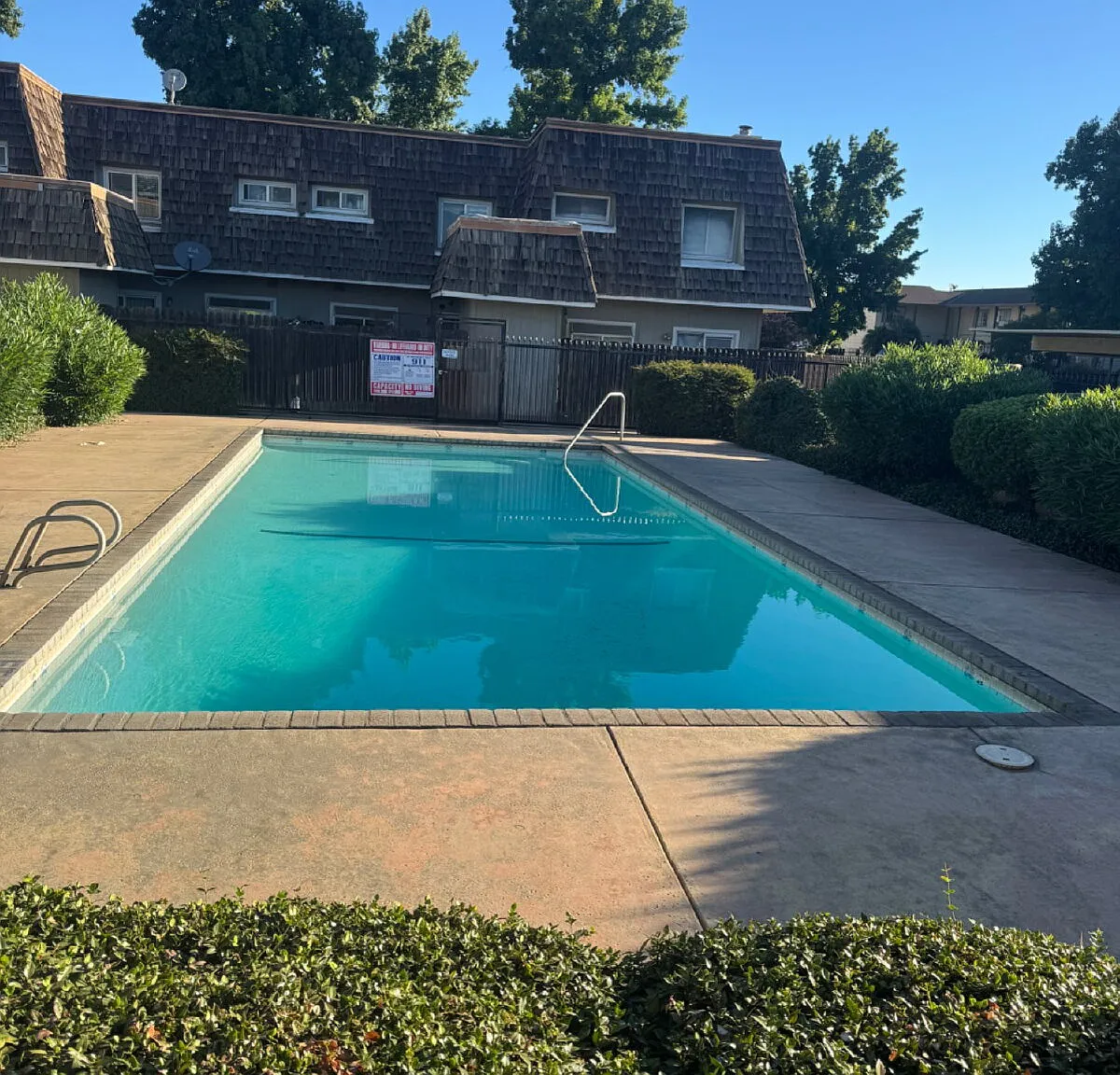 2 bed, 1.5 bath, 972 sqft, $1,700 — Photo 3