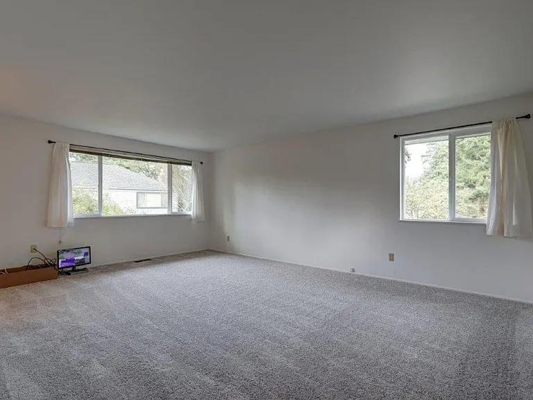 2615 169th Ave NE — Photo 16