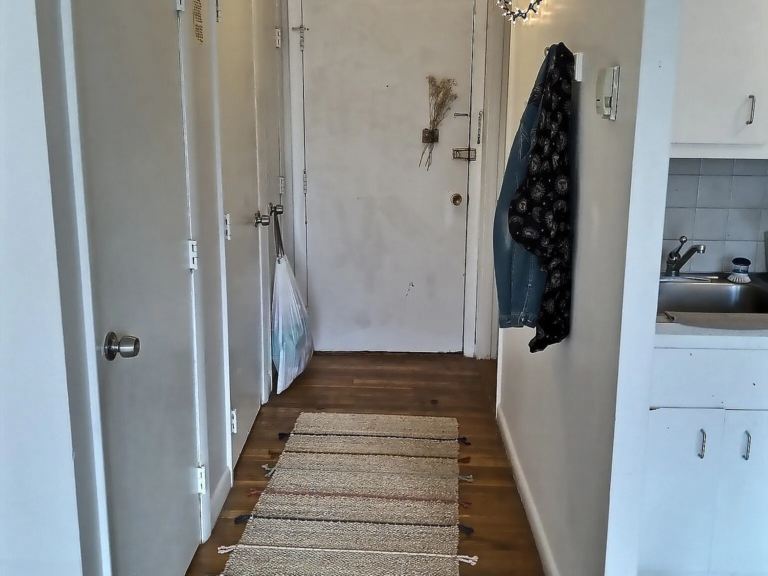 1027 Commonwealth Avenue - 23 — Photo 3