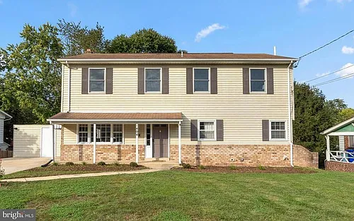 1404 Morningside Dr Photo 1