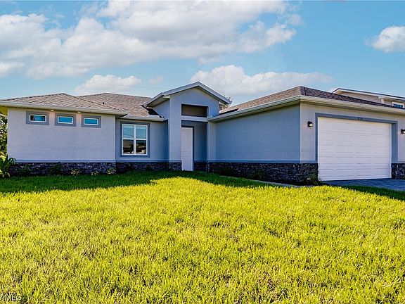 2nd image of 3735 SW 11th Pl