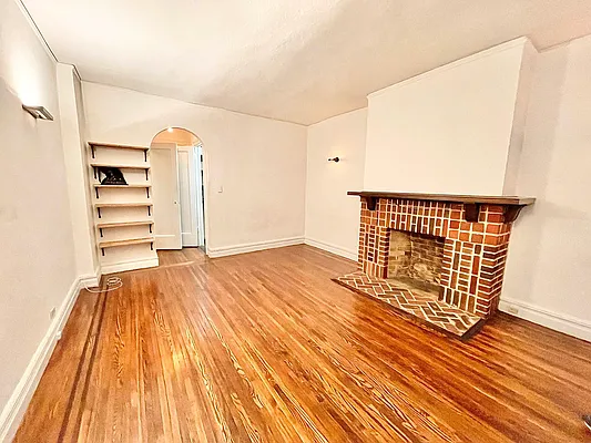 Rented by Century 21 Premier  | media 3