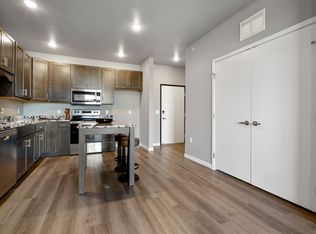 Lake Isabel Flats, Hastings, MN 55033