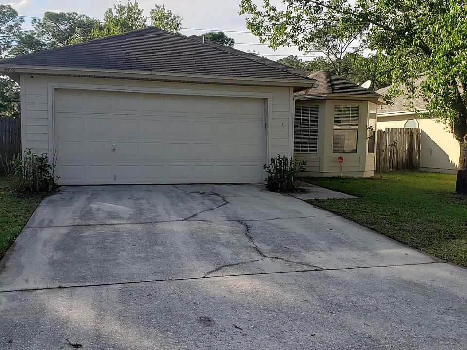 1st image of 4436 Deer Valley Dr