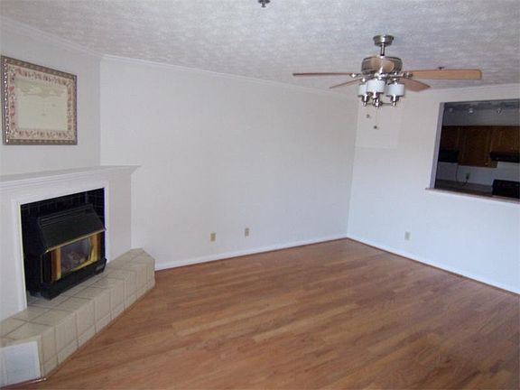 3rd image of 970 Sidney Marcus Blvd NE
