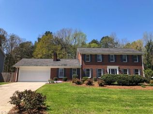 1011 Shamrock Rd, High Point, NC 27265