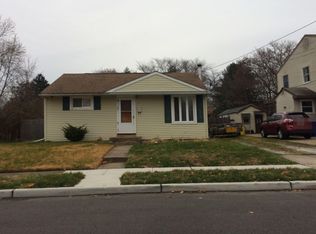 427 Oakland Ave, Maple Shade, NJ 08052