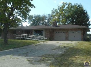 15311 U Rd, Mayetta, KS 66509