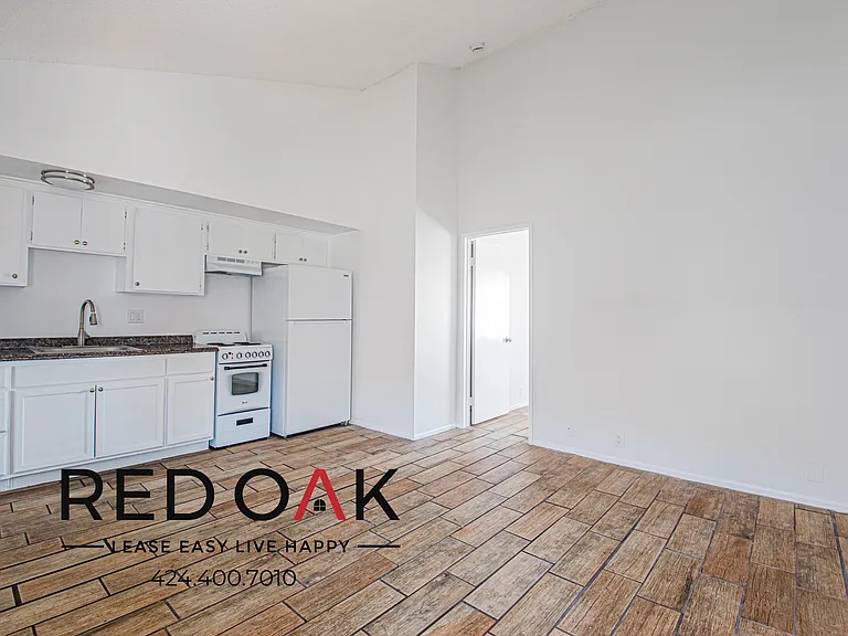 532 Nebraska Ave #303 — Photo 5