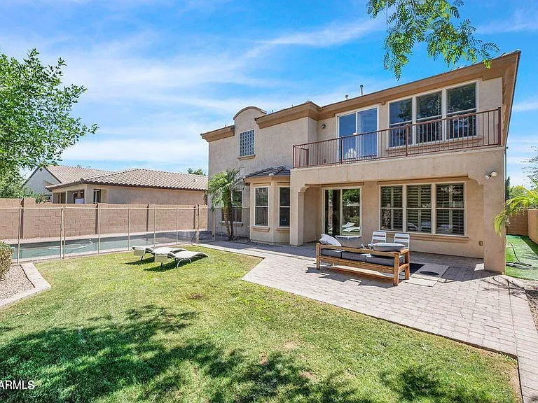 4590 E Waterman St — Photo 34