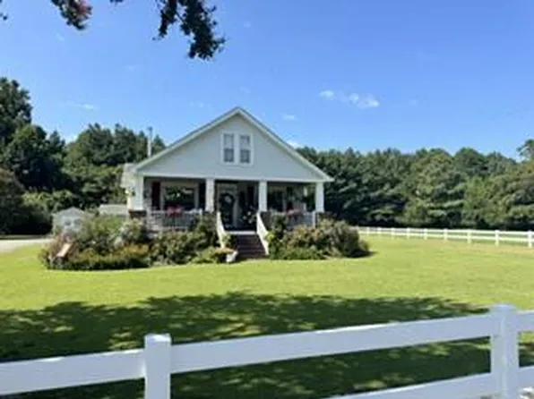 478 Johns Neck Rd, Weems, VA 22576