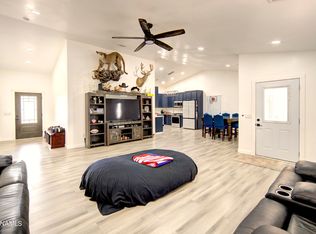 1211 Heywood Ave, Holbrook, AZ 86025