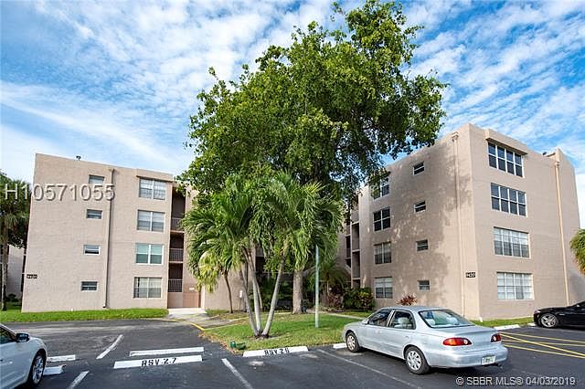 1st image of 9420 Tangerine Pl APT 204