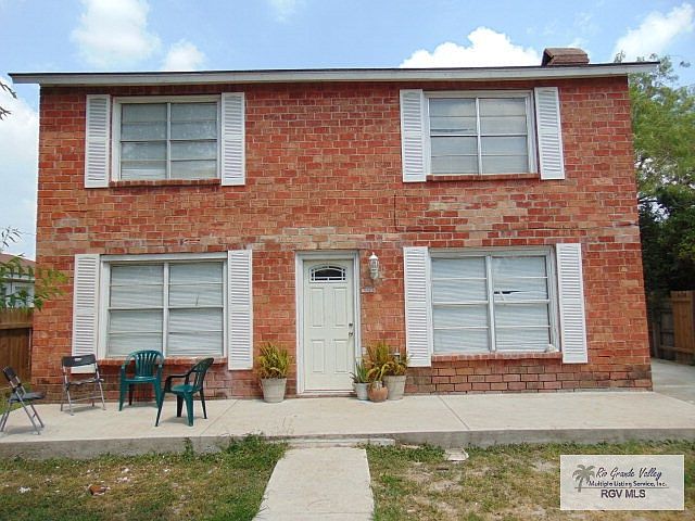 1st image of 414 Parral St