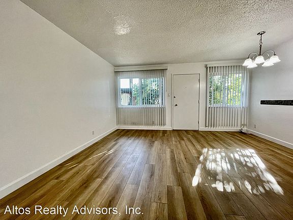 3rd image of 427 E 19th St #14