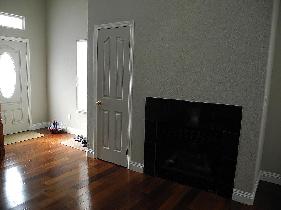 1st image of 420 Cypress Ave