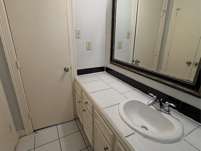 613 Pacific St #1 — Photo 21