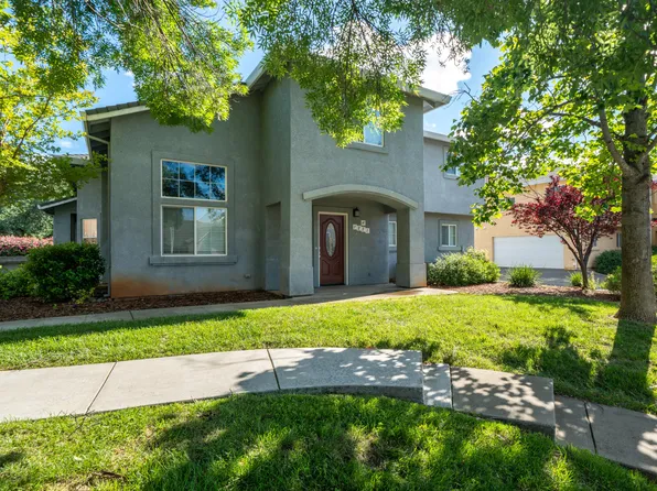 1281 Heavenly Oak Ln, Redding, CA 96002