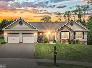 200 Sonny St, Hanover, PA 17331