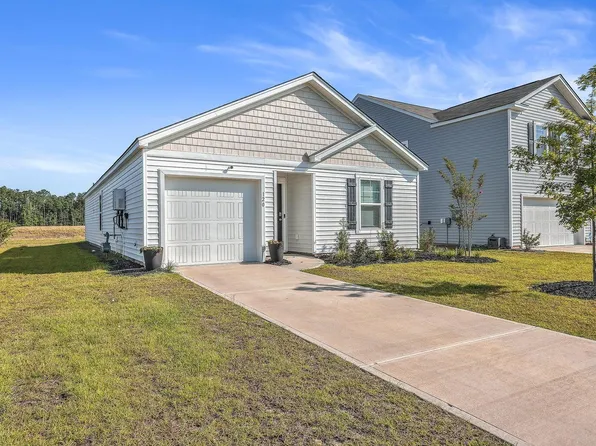 120 Clear Tide Dr, Summerville, SC 29486