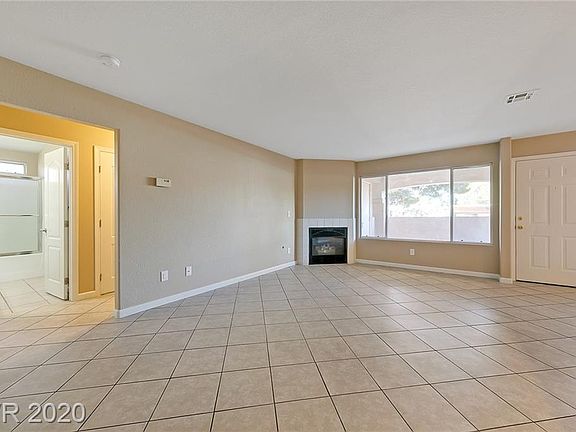 4th image of 350 S Durango Dr Unit 126