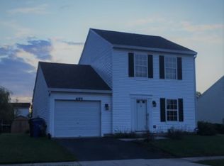 695 Ridge Rd, South Elgin, IL 60177