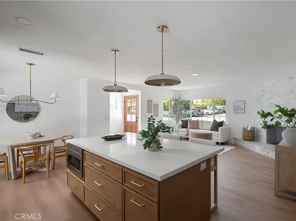 5034 W 140th St, Hawthorne, CA 90250