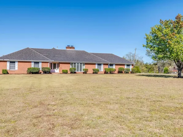 851 Mizell Dr, Montgomery, AL 36116