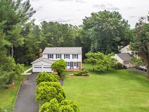 1161 Kettle Pond Ln